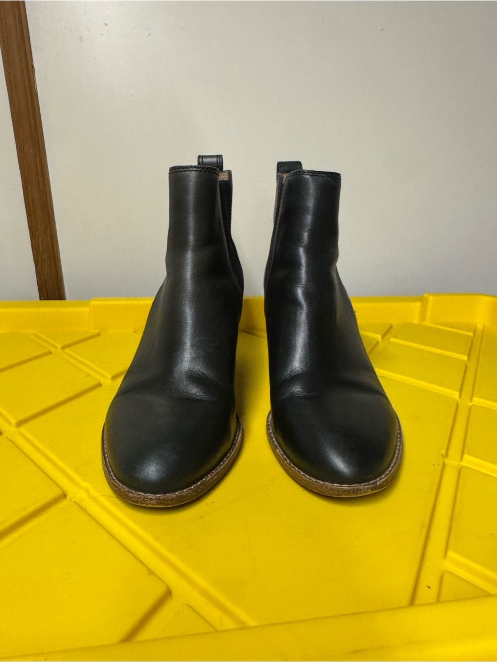 Madewell The Regan Boot Black Leather Chelsea Ankle Boots Women’s Size 8